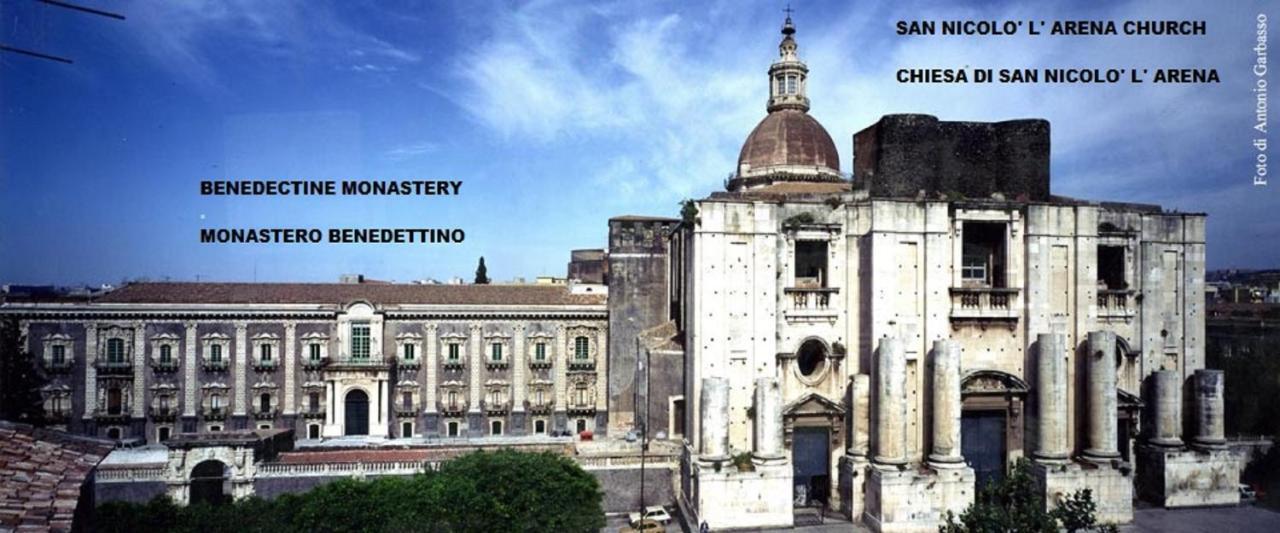 Benedettini - Exclusive Apartments & Monastery View كاتانيا المظهر الخارجي الصورة